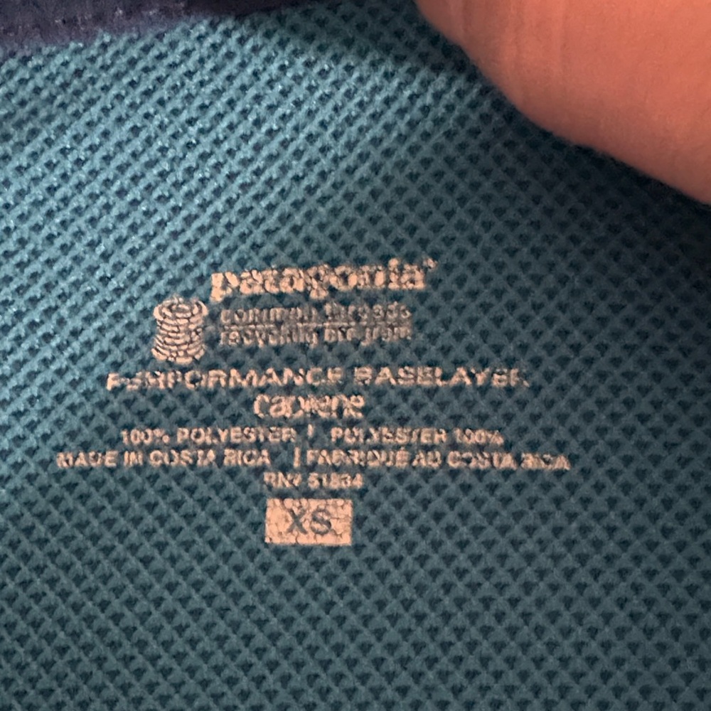 Patagonia Women's Capilene 1/4 Zip Pullover Performance Base Layer - Picture 2 of 6